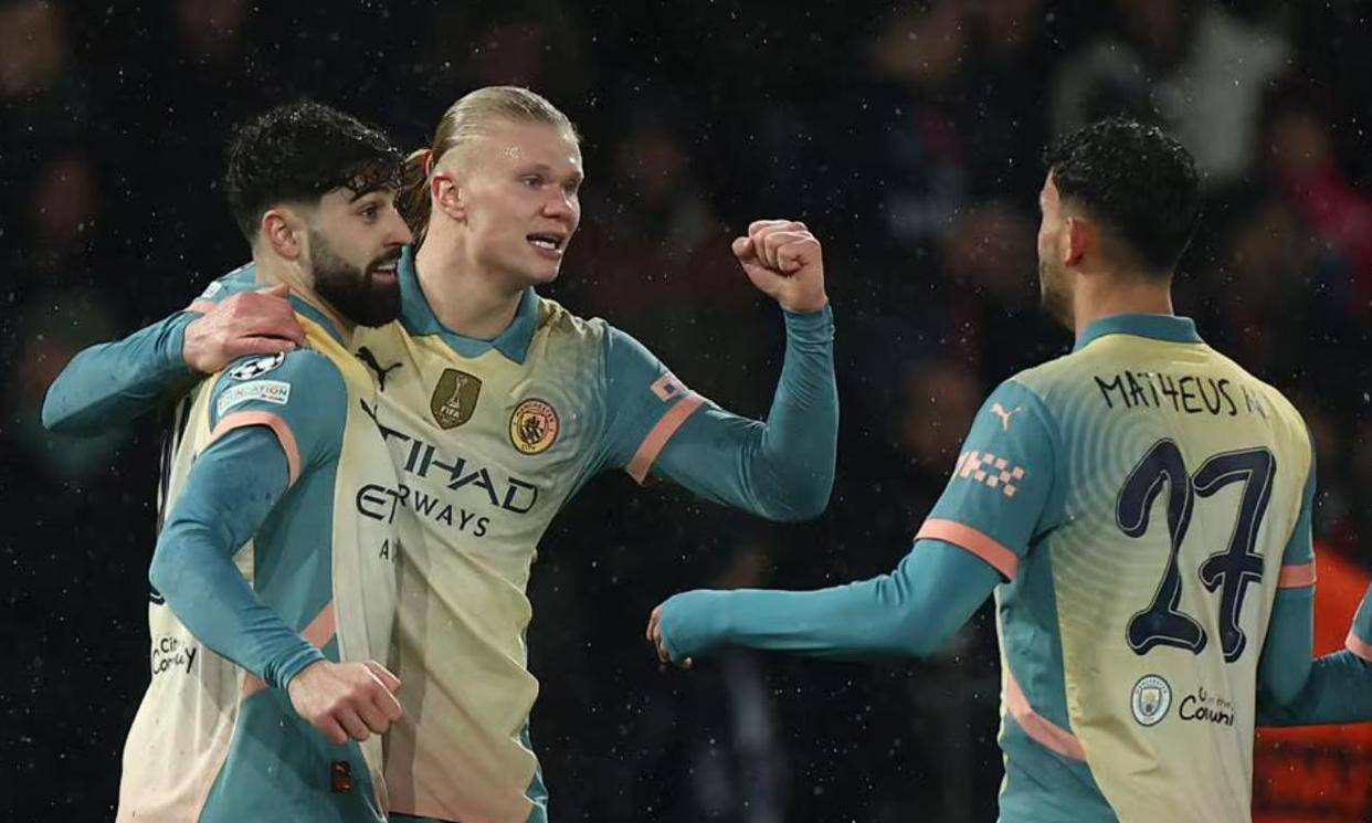 包含赛前新疆广汇调整名单以备足总杯冲刺阶段巴黎圣日耳曼刷新队史纪录，多特蒙德迎来里程碑备战法国杯看傻球迷的词条