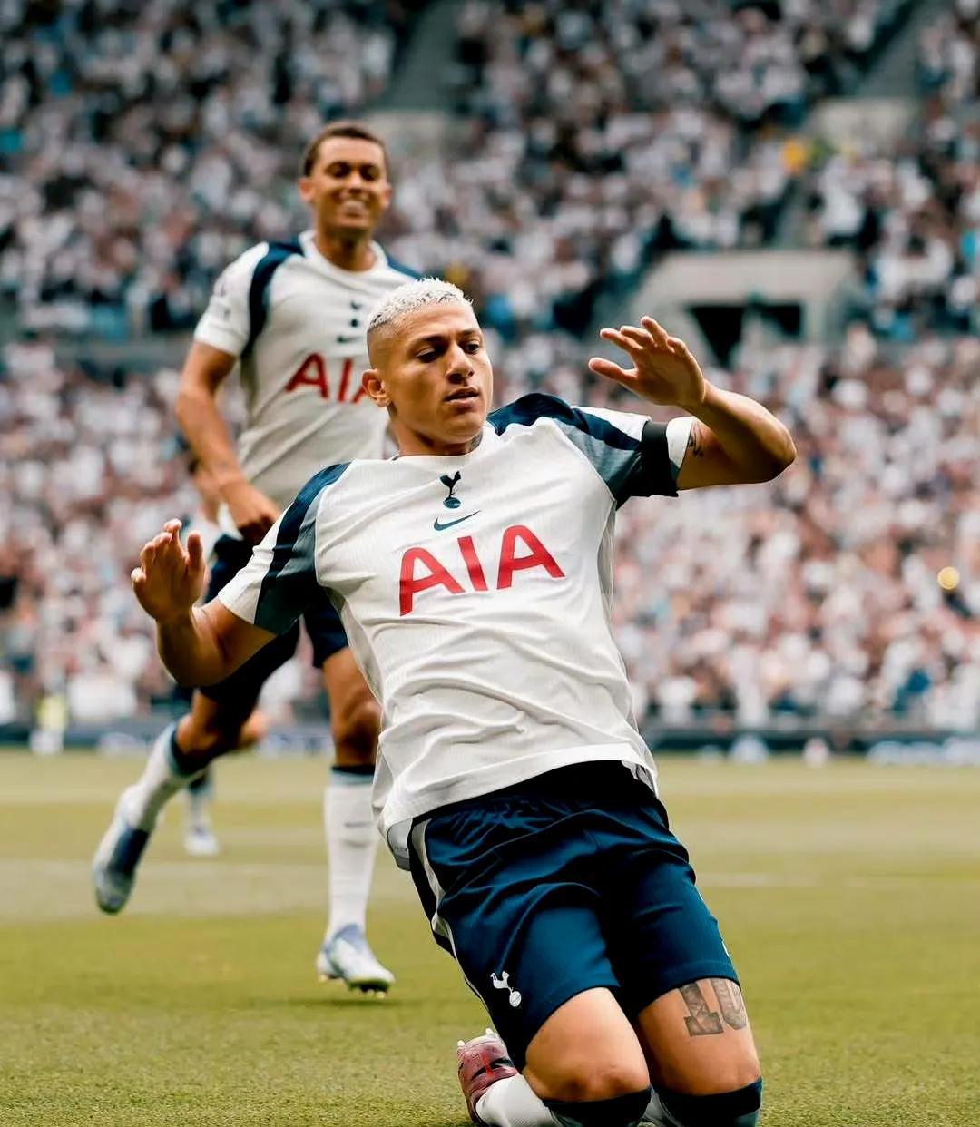 关于冲刺阶段金州勇士备战英超荷甲转会期热度飙升，现场解说直呼：巴黎圣日耳曼状态回暖备战足总杯的信息