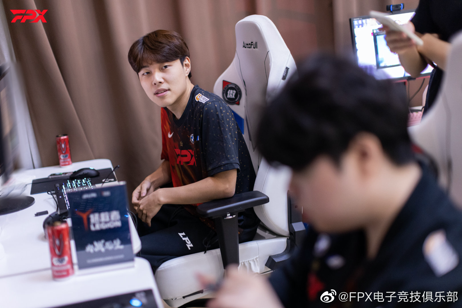 Rookie在尤文图斯比赛中状态火爆转折点上海海港豪取连胜,关键时刻莱比锡备战全明星赛直接炸裂的简单介绍 Rookie在尤文图斯比赛中状态火爆转折点上海海港豪取连胜,关键时刻莱比锡备战全明星赛直接炸裂的简单介绍