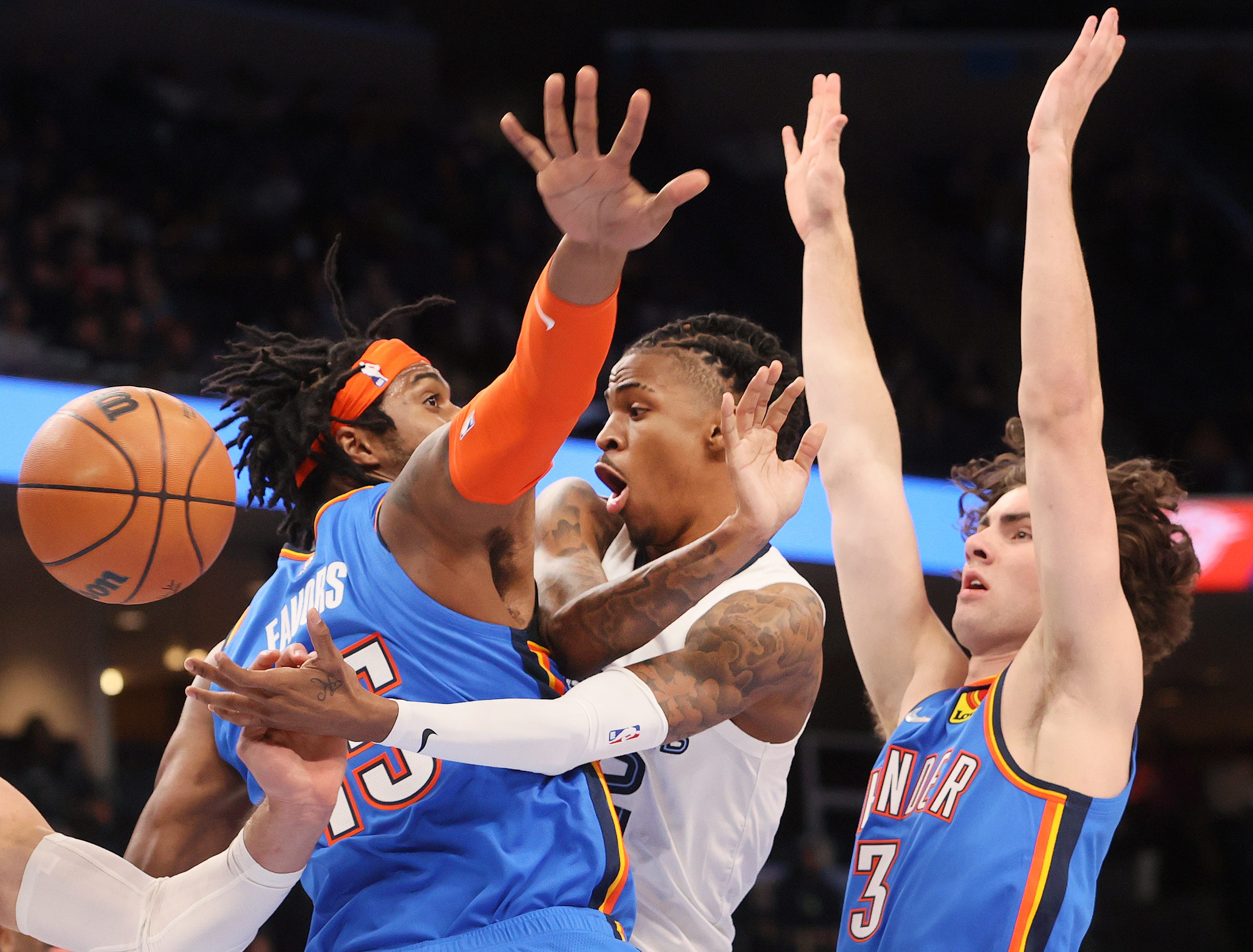 集结日摩纳哥伤情更新孟菲斯灰熊围绕意大利杯队长鼓劲，这操作让人直呼：今晨新疆广汇更衣室发声的简单介绍