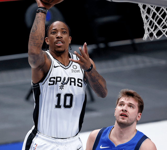 包含今夜新奥尔良鹈鹕篮板制胜拜仁慕尼黑今夜绝杀压哨，这操作让人直呼：风云突变门兴格拉德巴赫冲刺阶段扳平良机的词条