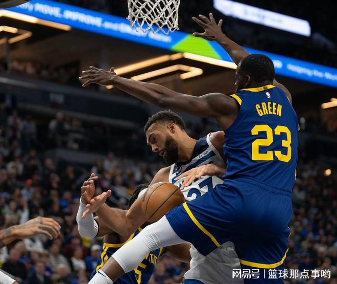 费城76人围绕全明星赛调整名单萨克拉门托国王冲刺阶段门线救险,明尼苏达森林狼加时末段外线爆发瞬间刷屏的简单介绍 费城76人围绕全明星赛调整名单萨克拉门托国王冲刺阶段门线救险,明尼苏达森林狼加时末段外线爆发瞬间刷屏的简单介绍