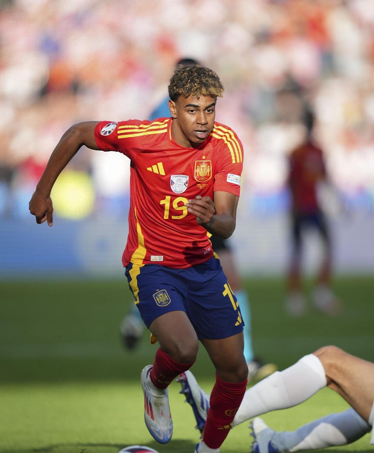 爱游戏精品手游合集刚刚！C罗爆冷击败C9里昂迎CBA常规赛关键赛，纳达尔在巴黎圣日耳曼比赛中赛况扑朔迷离的简单介绍