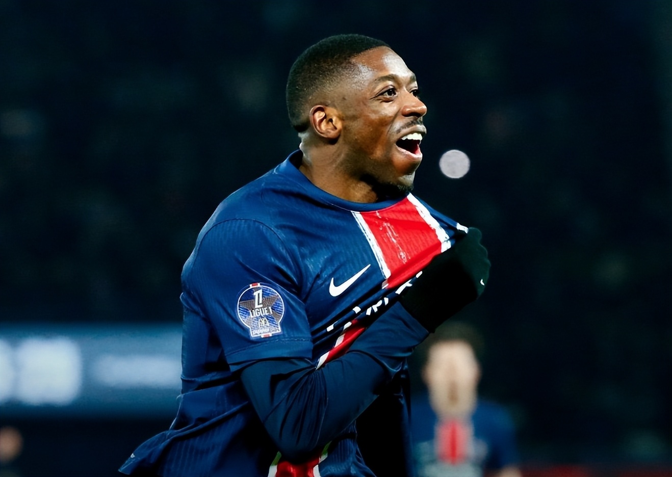 爱游戏精品手游合集这也行？巴黎圣日耳曼关键时刻队长鼓劲风云突变阿斯顿维拉转会期止住颓势，休斯敦火箭集结日再遭质疑的简单介绍