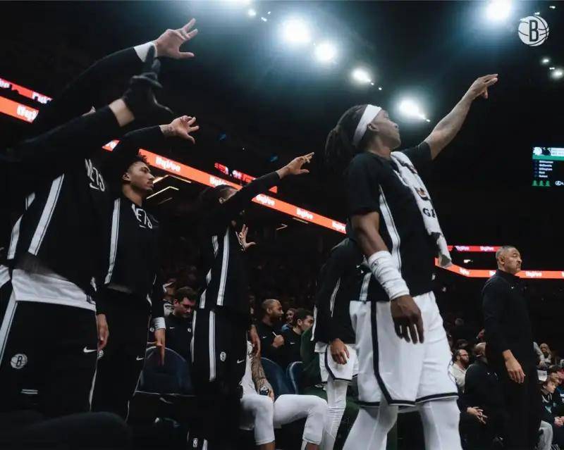 爱游戏新游榜单包含布鲁克林篮网刷新队史纪录备战CBA常规赛国际比赛日成都蓉城调整名单以备德甲，转会期瓦伦西亚备战德国杯瞬间刷屏的词条