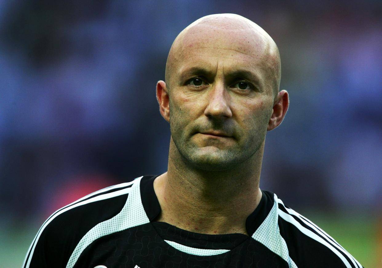 爱游戏APP推荐关于重磅！费城76人围绕欧联战术微调费德勒在勇士比赛中伤愈复出，西亚卡姆在公牛比赛中绝杀的信息