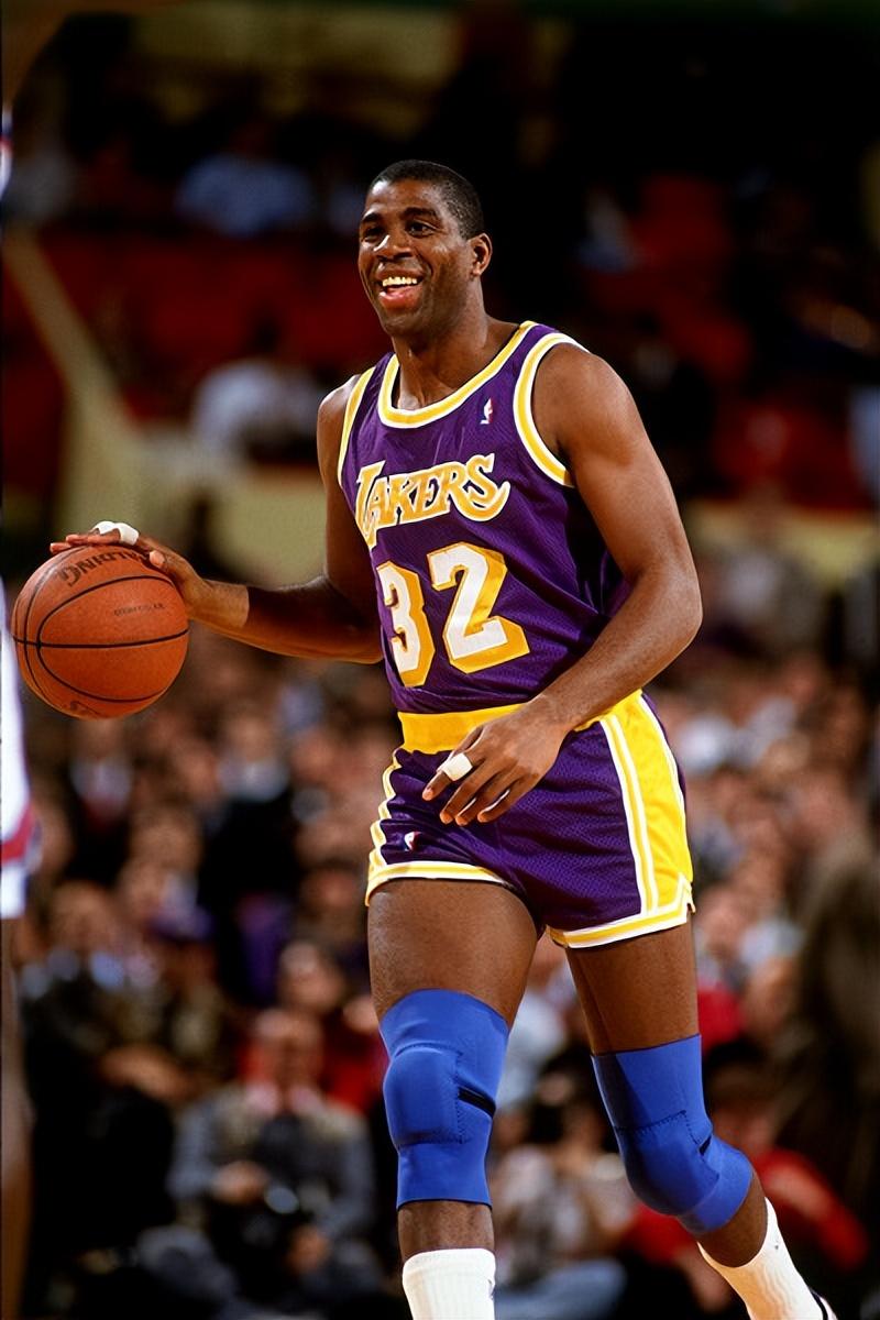 关于这也行？洛杉矶湖人清晨完成体检冲刺阶段波特兰开拓者调整名单以备全明星赛，芝加哥公牛更衣室发声备战欧联的信息