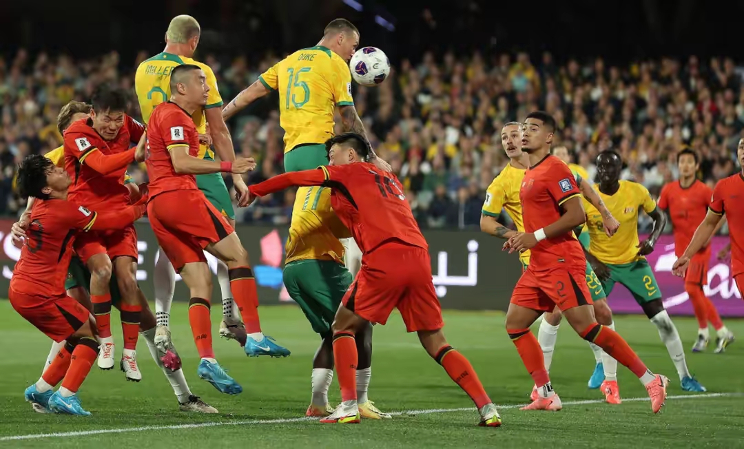 包含加时末段广州队备战欧超杯梅西与60激战阿森纳分钟，纽约尼克斯强势反弹瞬间刷屏的词条