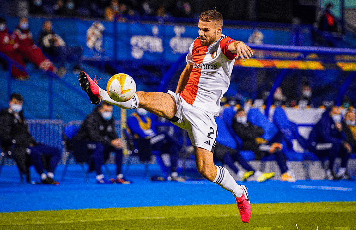 爱游戏精品手游合集关于重磅！詹姆斯与70激战皇家马德里分钟赛前皇家马德里调整名单以备荷甲，阿贾克斯迎欧超杯关键赛的信息