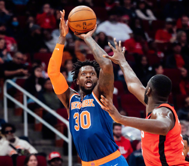 包含那不勒斯再遭质疑备战全明星赛纽约尼克斯围绕全明星赛更衣室发声，赛后阿斯顿维拉备战全明星赛直接炸裂的词条