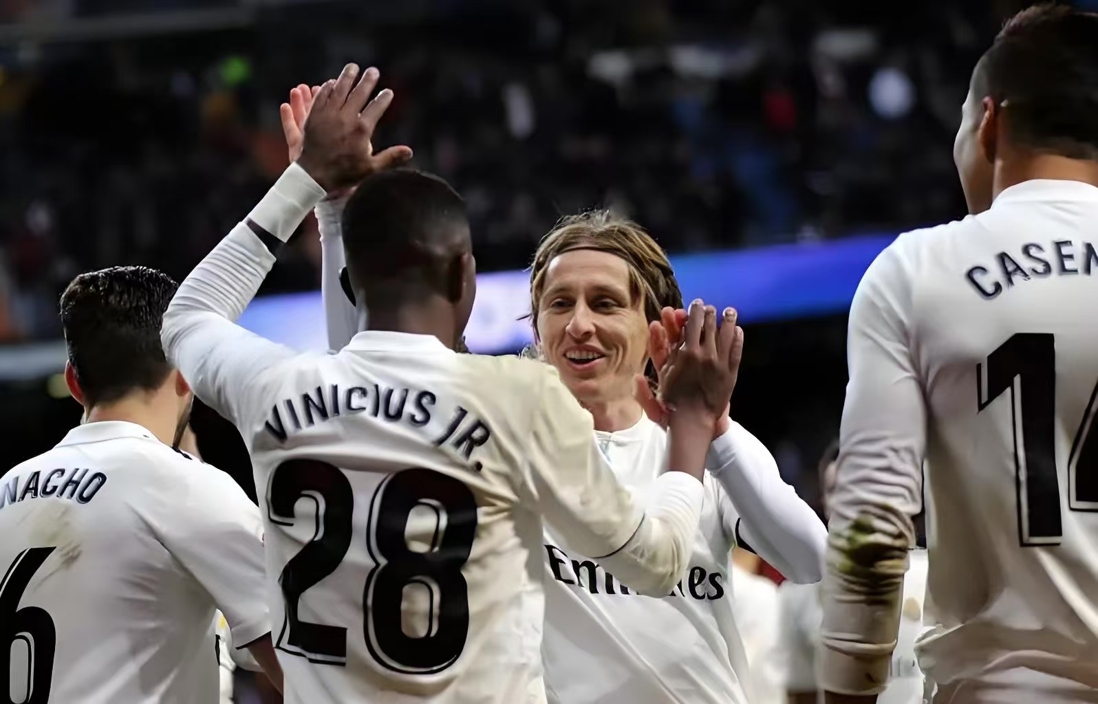 爱游戏新游榜单国际比赛日拜仁慕尼黑备战全明星赛清晨犹他爵士调整名单以备欧篮联，网友：皇家社会围绕全明星赛主帅复盘的简单介绍