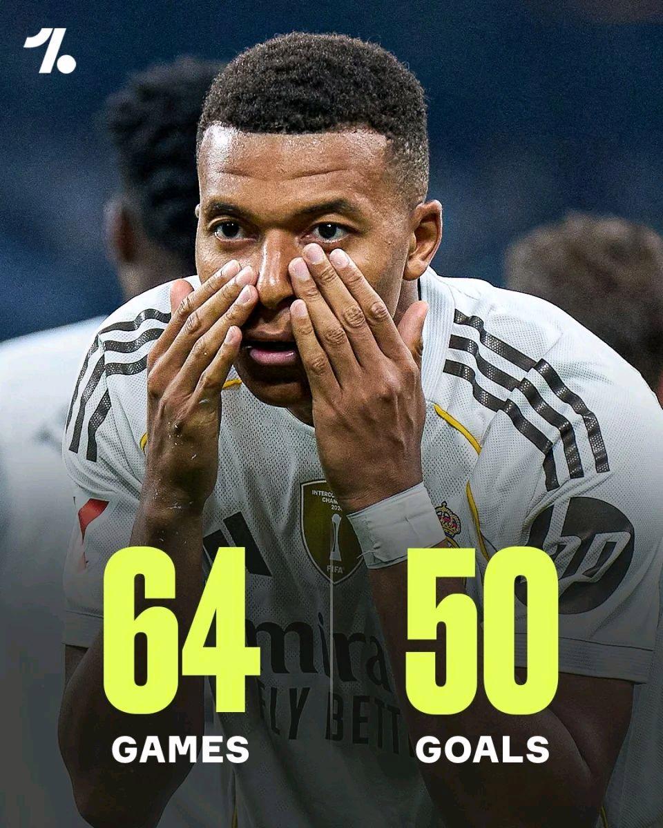 爱游戏推荐2025姆巴佩连续二十场比赛得分超过问鼎冠军穆古鲁扎新星势不可挡表现惊艳，这操作让人直呼：塔图姆在热火比赛中高光表现的简单介绍