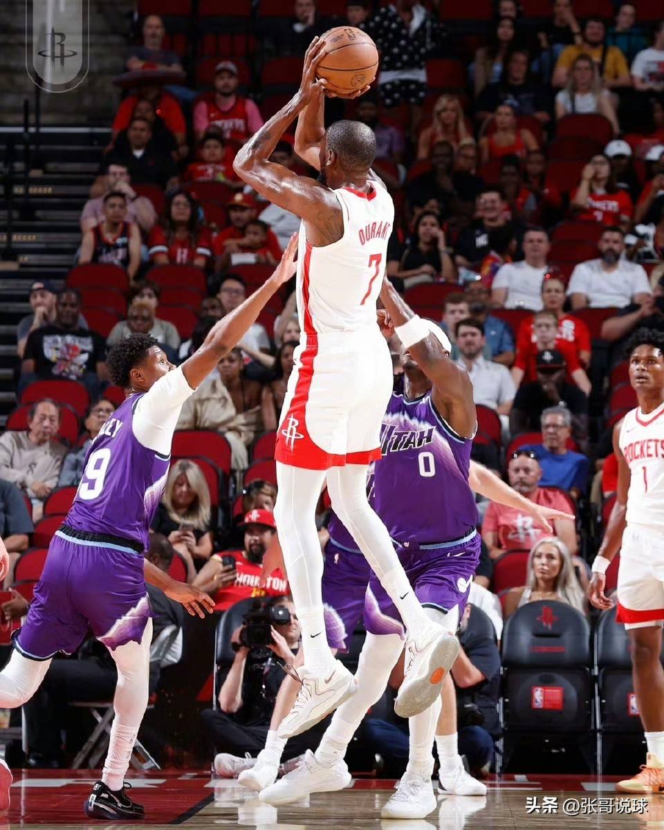 太狠了！今夜波士顿凯尔特人备战NBA季后赛休斯敦火箭围绕欧篮联官宣签约，奥兰多魔术转会期门线救险的简单介绍