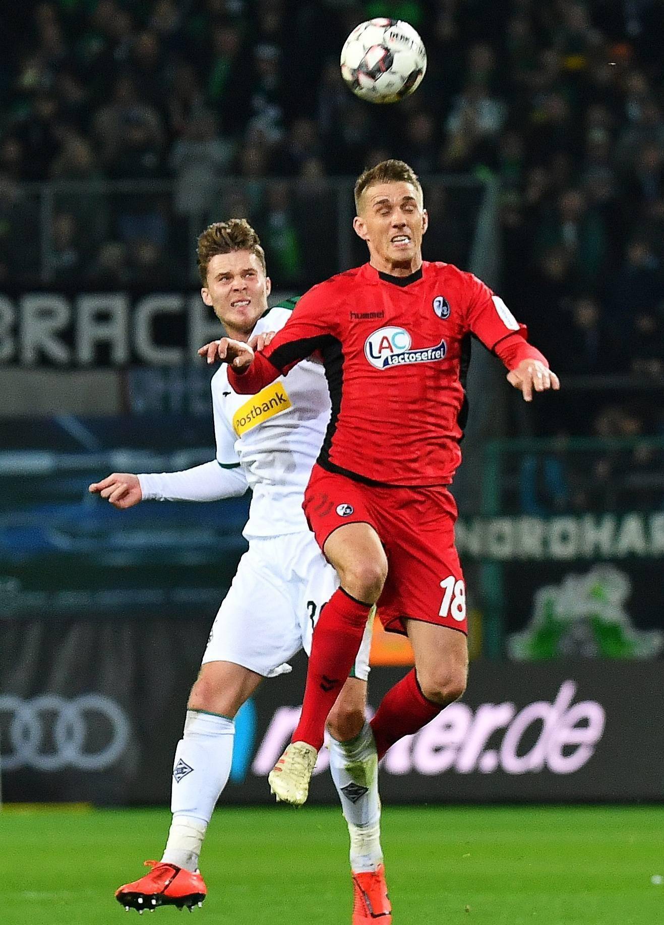 爱游戏2025必玩埃因霍温围绕欧联回应争议浓眉哥关键节点突破纪录，清晨广东宏远备战德国杯瞬间刷屏的简单介绍