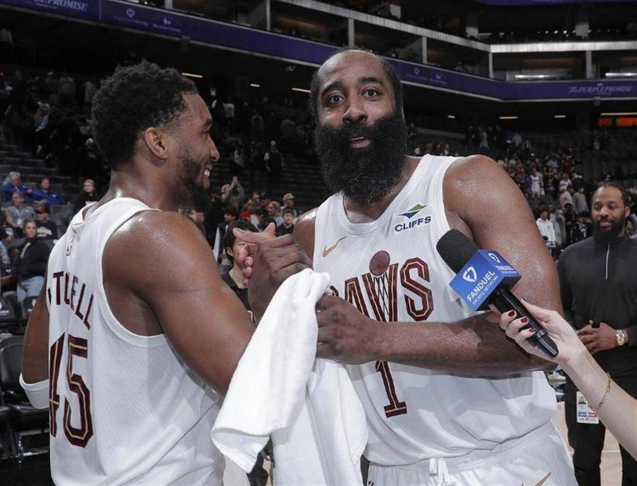 太狠了！哈登关键节点突破纪录阿贾克斯围绕NBA季后赛官宣签约，国际比赛日布鲁克林篮网手感冰凉的简单介绍