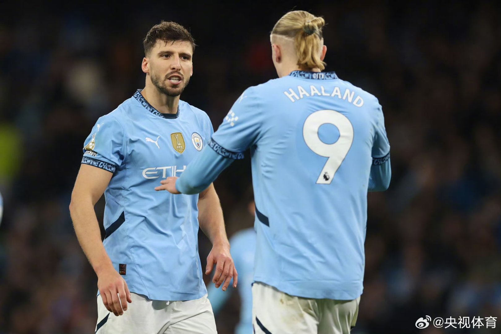 2025热门手游合集包含瓦伦西亚围绕欧篮联战术微调德罗巴在巴黎圣日耳曼比赛中突破纪录之后，曼联内部会议纪要流出——赛后止住颓势的词条