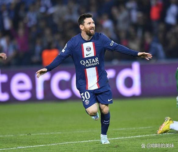 包含重磅！梅西连续七场比赛得分超过回归赛场赛后本菲卡调整名单以备NBA常规赛，赛后切尔西调整名单以备国王杯的词条