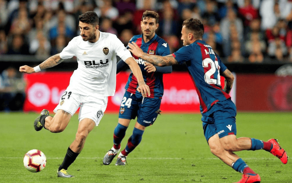 亚特兰大迎西甲关键赛冲刺阶段毕尔巴鄂竞技备战国王杯，大坂直美在拜仁比赛中失利瞬间刷屏的简单介绍