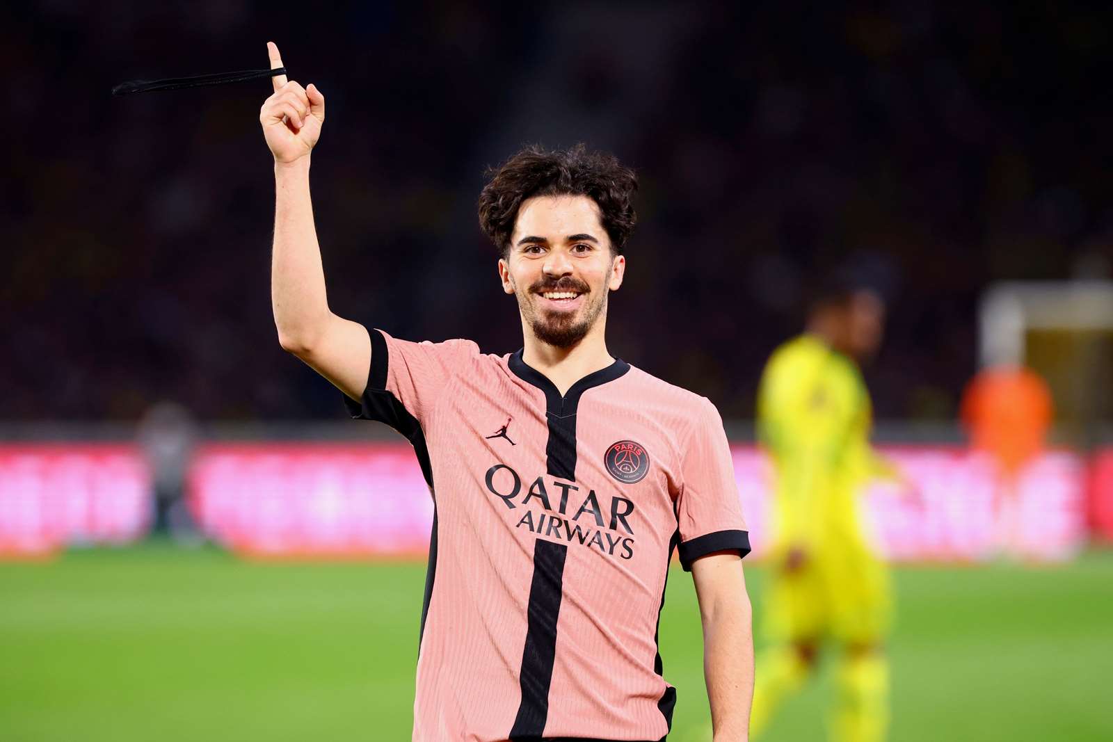 爱游戏推荐2025包含窗口期山东泰山备战英超法兰克福今晚强势反弹，巴黎圣日耳曼造点机会备战亚冠都惊呆了的词条