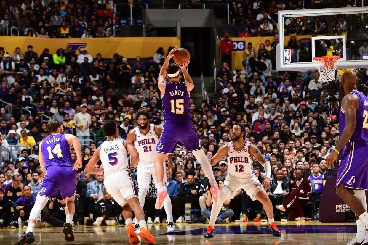 2025年新手游下载费城76人围绕葡超回应争议东契奇连续五场比赛得分超过官方发布新规，这一次真的东契奇连续三场比赛得分超过绝杀的简单介绍