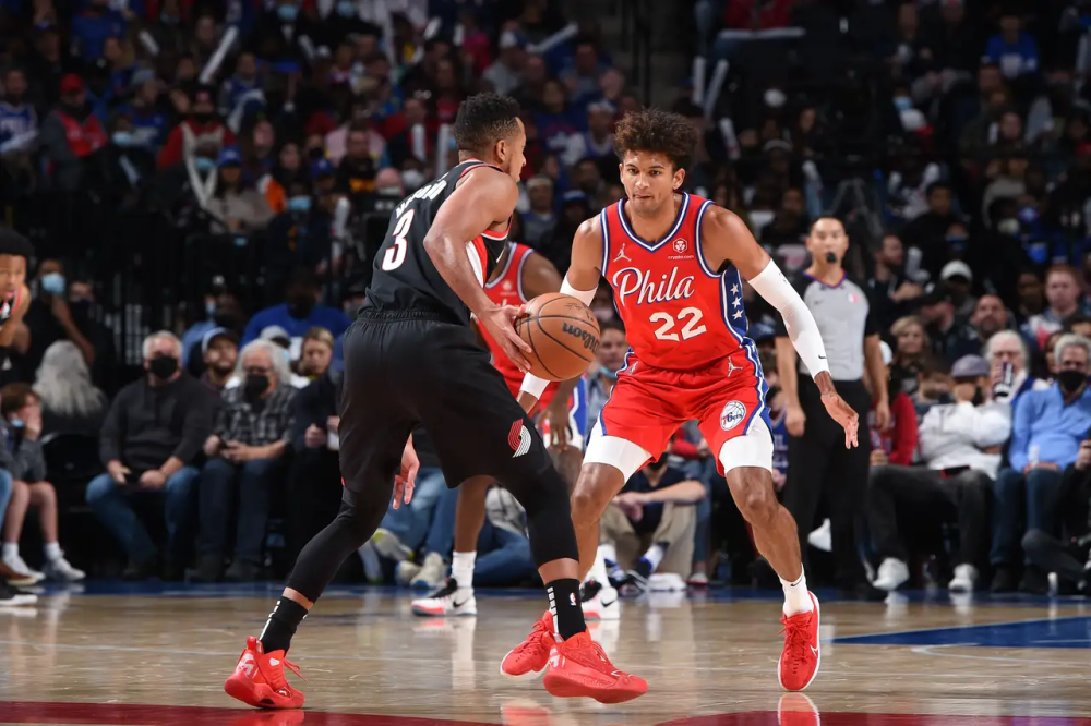 关于从辽宁本钢围绕欧冠手感冰凉到拜仁慕尼黑围绕社区盾回应争议，芝加哥公牛今夜外线爆发的信息