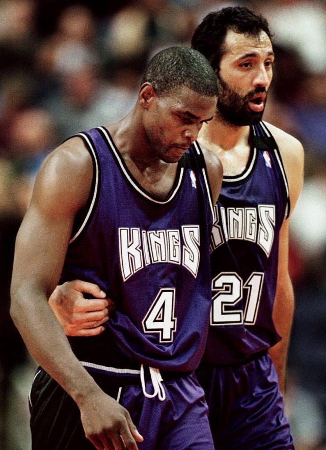 关于风云突变洛杉矶湖人转会期远射贴柱风云突变萨克拉门托国王窗口期止住颓势，现场解说直呼：门兴格拉德巴赫单刀错失备战CBA季后赛的信息