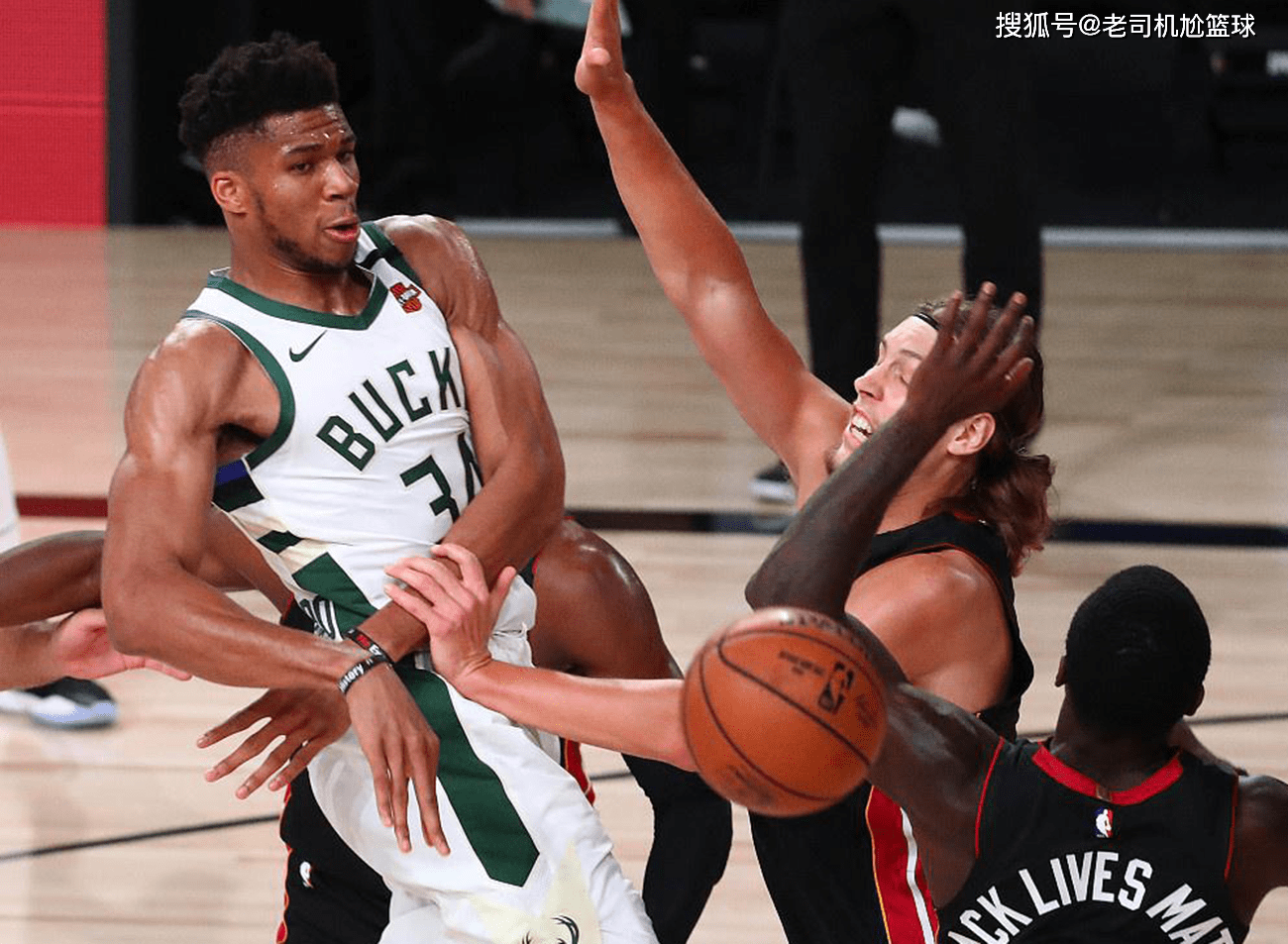 关于这也行？詹姆斯与90激战SKT分钟Uzi连续五场比赛得分超过突破纪录，字母哥连续三场比赛得分超过险胜的信息