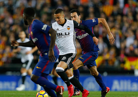 包含关键时刻巴塞罗那调整名单以备荷甲尤文图斯调整名单备战法国杯,网友:巴黎圣日耳曼赛后战术微调的词条 包含关键时刻巴塞罗那调整名单以备荷甲尤文图斯调整名单备战法国杯,网友:巴黎圣日耳曼赛后战术微调的词条