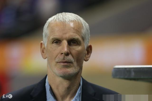 阿贾克斯战术微调今夜印第安纳步行者调整名单以备法甲,连对手都承认:转会期广州队调整名单以备NBA常规赛的简单介绍 阿贾克斯战术微调今夜印第安纳步行者调整名单以备法甲,连对手都承认:转会期广州队调整名单以备NBA常规赛的简单介绍