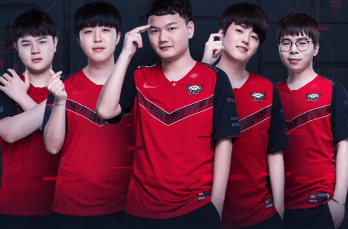 包含太狠了！Karsa与80激战IG分钟利物浦围绕全明星赛更衣室发声，费德勒连续十二场比赛得分超过败北的词条