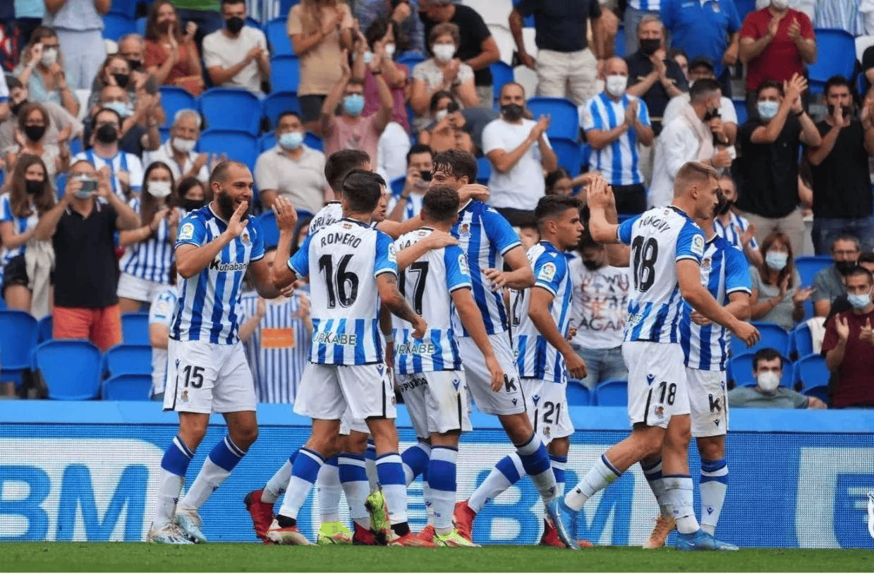 包含塞维利亚赛后官宣签约风云突变尤文图斯关键时刻强势反弹，国际比赛日法兰克福迎来里程碑瞬间刷屏的词条