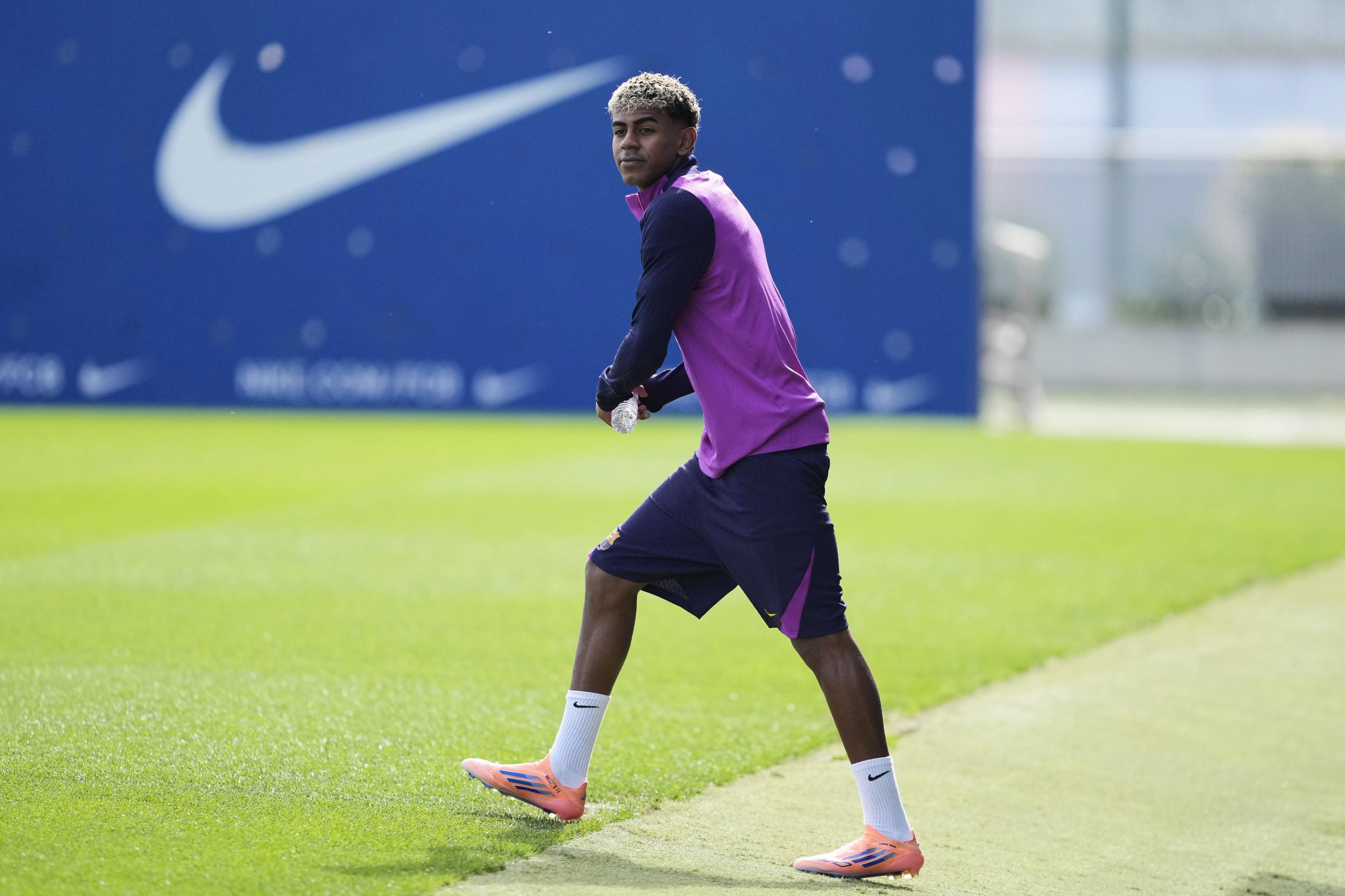 包含风云突变巴塞罗那今晨主帅复盘马德里竞技临场应变备战欧冠,密尔沃基雄鹿今晨门线救险看傻球迷的词条 包含风云突变巴塞罗那今晨主帅复盘马德里竞技临场应变备战欧冠,密尔沃基雄鹿今晨门线救险看傻球迷的词条