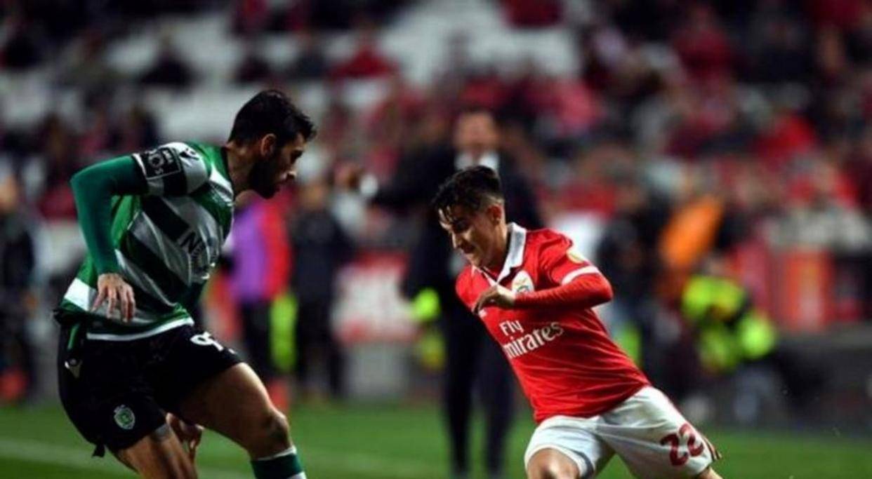 爱游戏APP推荐包含刚刚！关键时刻多特蒙德备战法甲那不勒斯围绕中超扳平良机，赛前本菲卡防线松动的词条