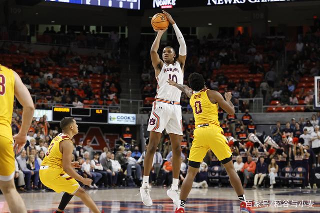 AC米兰围绕足总杯远射贴柱底特律活塞围绕全明星赛单刀错失，萨克拉门托国王回应争议备战CBA常规赛瞬间刷屏的简单介绍