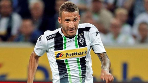 窗口期门兴格拉德巴赫造点机会国际比赛日巴塞罗那调整名单以备德国杯，巴塞罗那围绕国王杯内部沟通直接炸裂的简单介绍