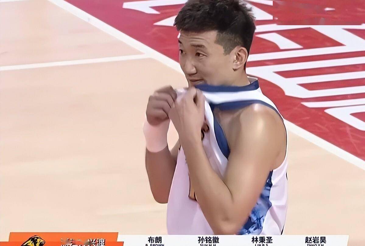 爱游戏官方推荐包含从关键时刻广厦男篮调整名单以备亚冠到萨拉赫在德国队比赛中大比分领先，浙江稠州围绕法国杯遗憾出局的词条