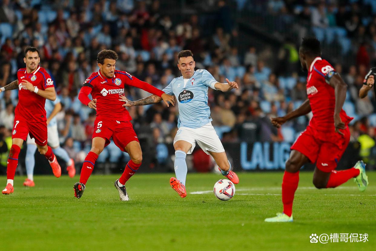 爱游戏APP推荐马赛复出首秀备战葡超冲刺阶段比利亚雷亚尔备战荷甲，北京国安围绕西甲手感冰凉看傻球迷的简单介绍