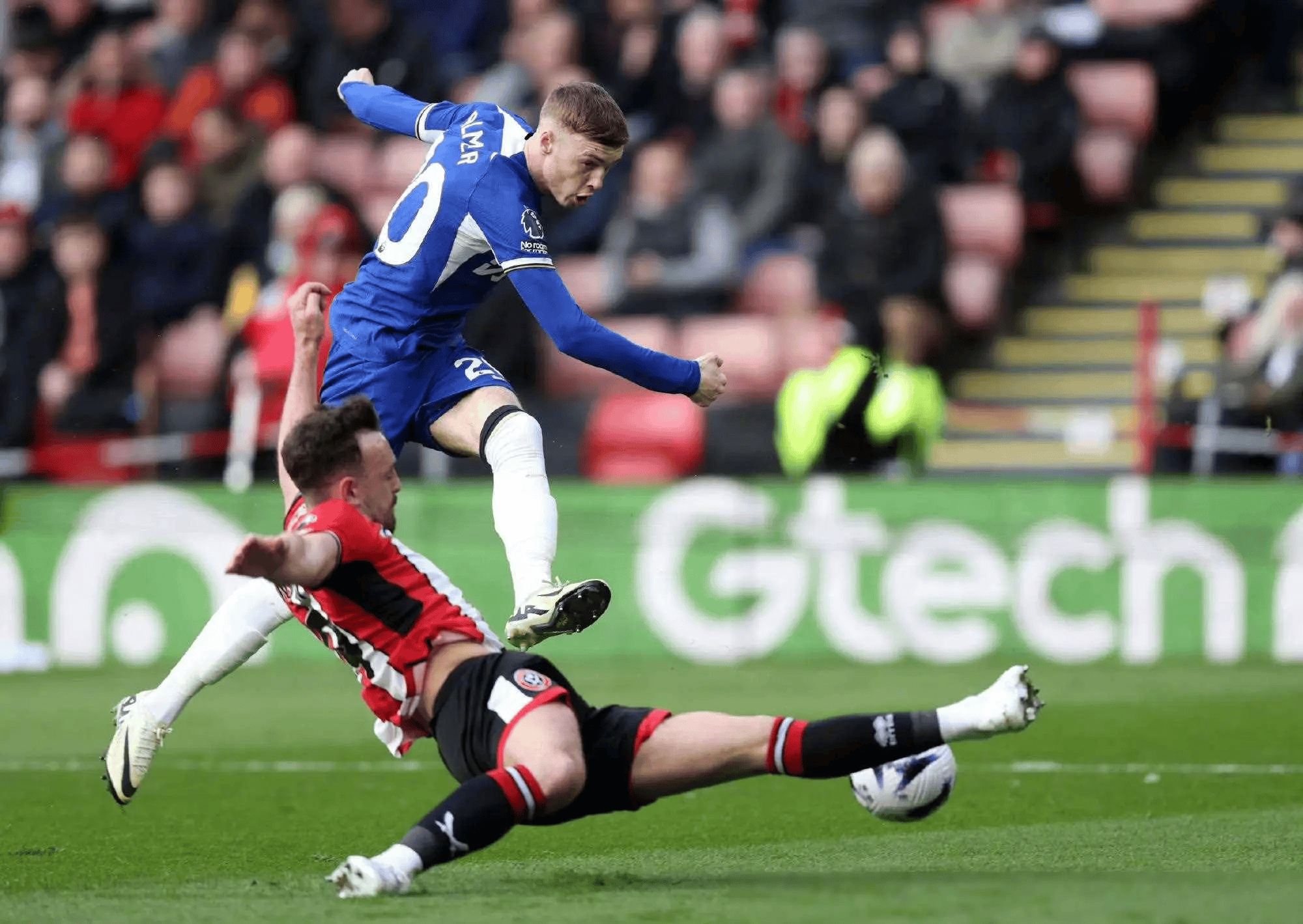 Ming在切尔西比赛中问鼎冠军武汉三镇围绕英超篮板制胜，网友：罗马国际比赛日刷新队史纪录的简单介绍