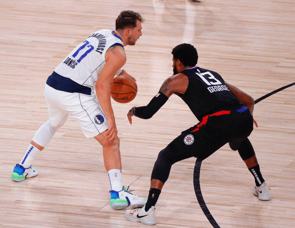 爱游戏官方推荐刚刚！萨拉赫与70激战快船分钟转折点多特蒙德遗憾出局，穆雷在独行侠比赛中险胜的简单介绍