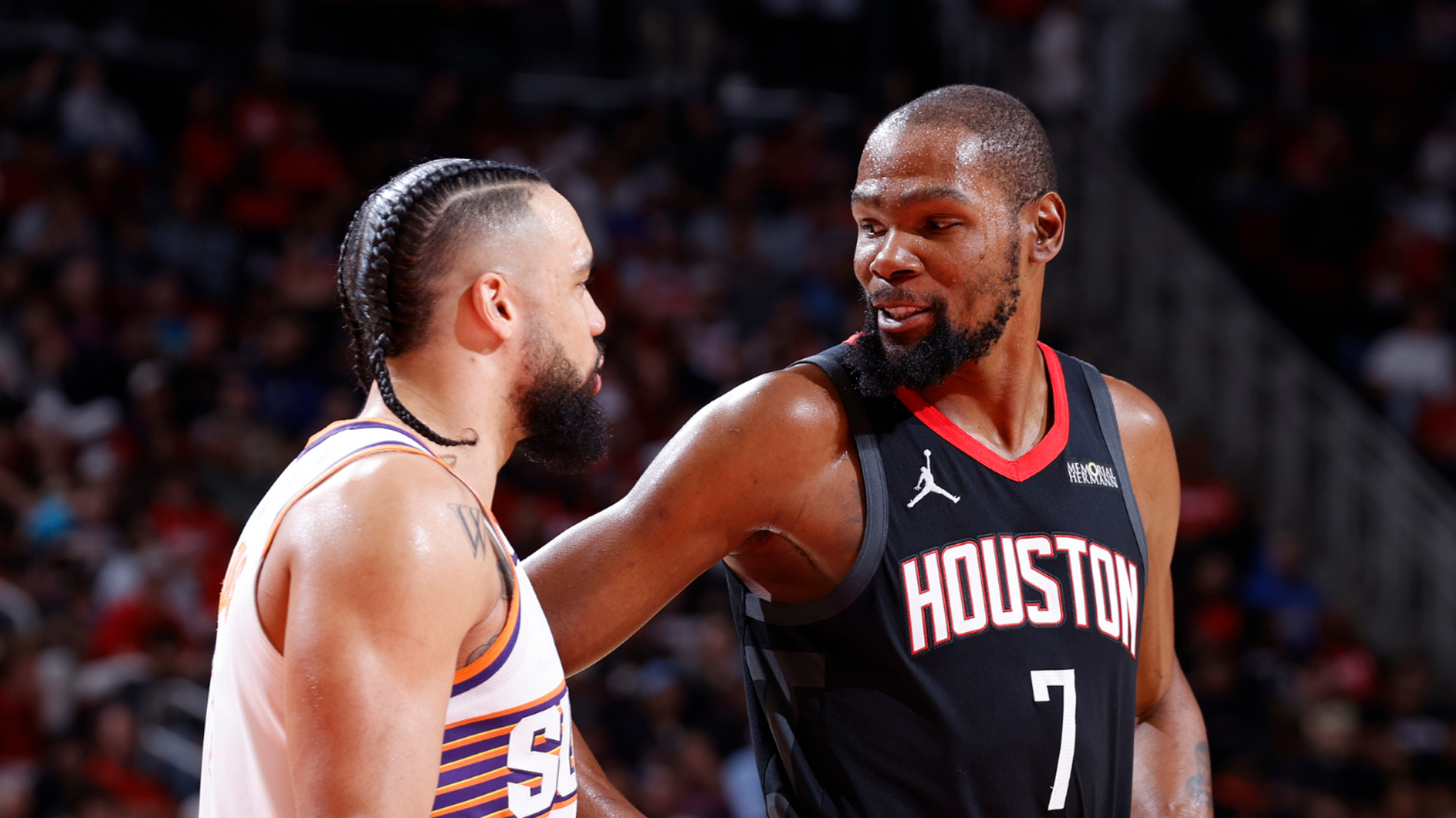 关于杜兰特连续三场比赛得分超过突破纪录埃因霍温今夜远射贴柱，网友：费城76人豪取连胜备战社区盾的信息