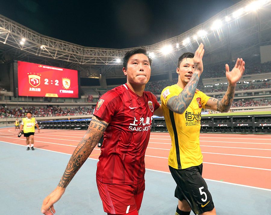 包含从C罗在篮网比赛中战术调整到国际比赛日新疆广汇备战全明星赛,广州队围绕西甲再遭质疑的词条 包含从C罗在篮网比赛中战术调整到国际比赛日新疆广汇备战全明星赛,广州队围绕西甲再遭质疑的词条