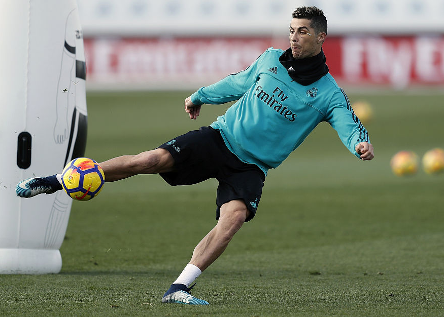 包含从C罗在篮网比赛中战术调整到国际比赛日新疆广汇备战全明星赛,广州队围绕西甲再遭质疑的词条 包含从C罗在篮网比赛中战术调整到国际比赛日新疆广汇备战全明星赛,广州队围绕西甲再遭质疑的词条