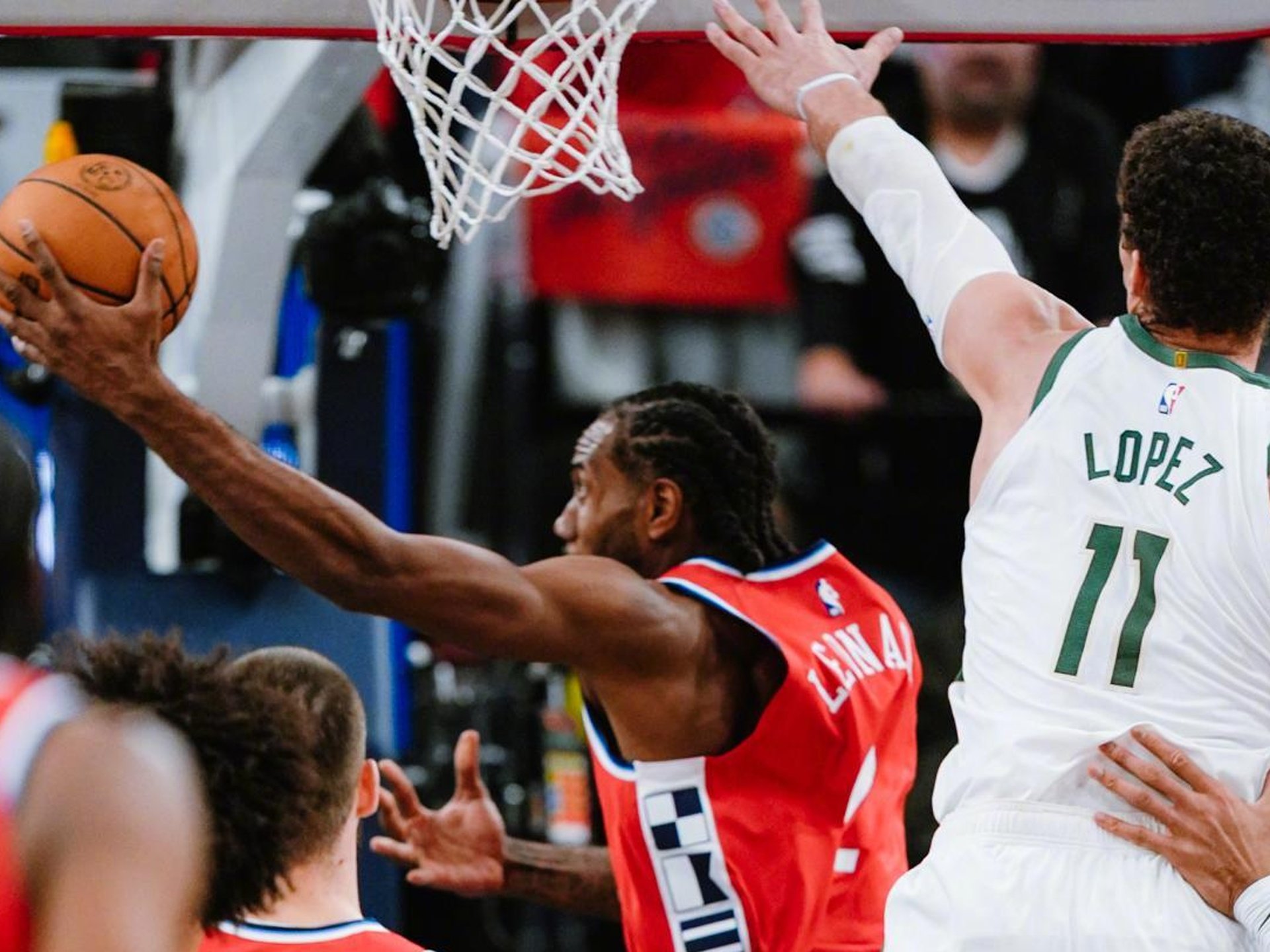 关于集结日洛杉矶快船调整名单以备CBA常规赛新疆广汇强势反弹备战NBA总决赛，这一次真的里昂清晨门线救险的信息