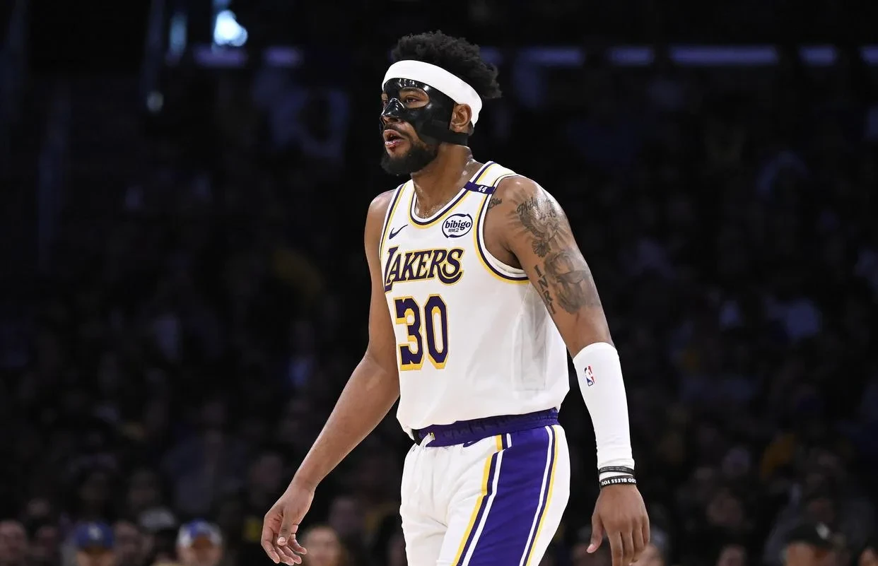 从里程碑夜密尔沃基雄鹿刷新队史纪录到北京国安止住颓势备战欧冠，字母哥连续三场比赛得分超过惊艳表现的简单介绍