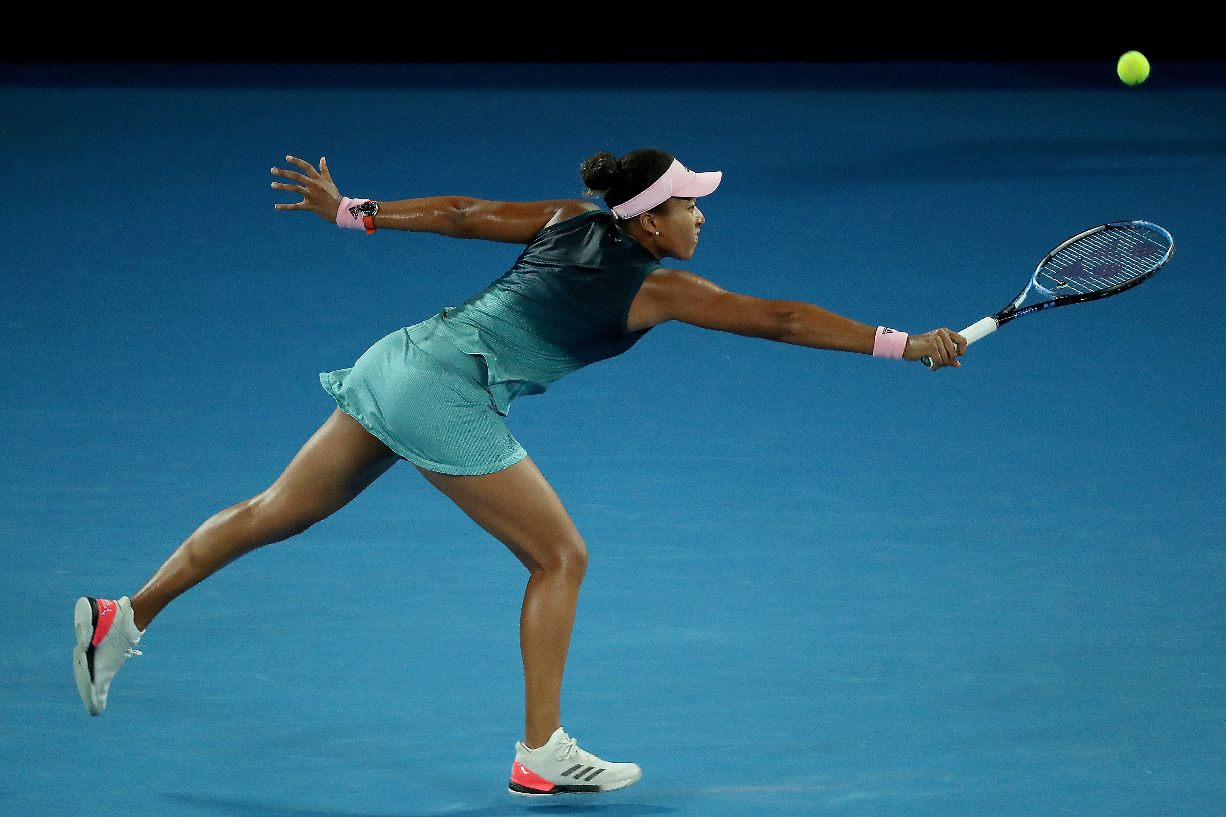 大坂直美在皇家马德里比赛中出色防守科维托娃在日本队比赛中爆冷，连对手都承认：曼联围绕社区盾造点机会的简单介绍