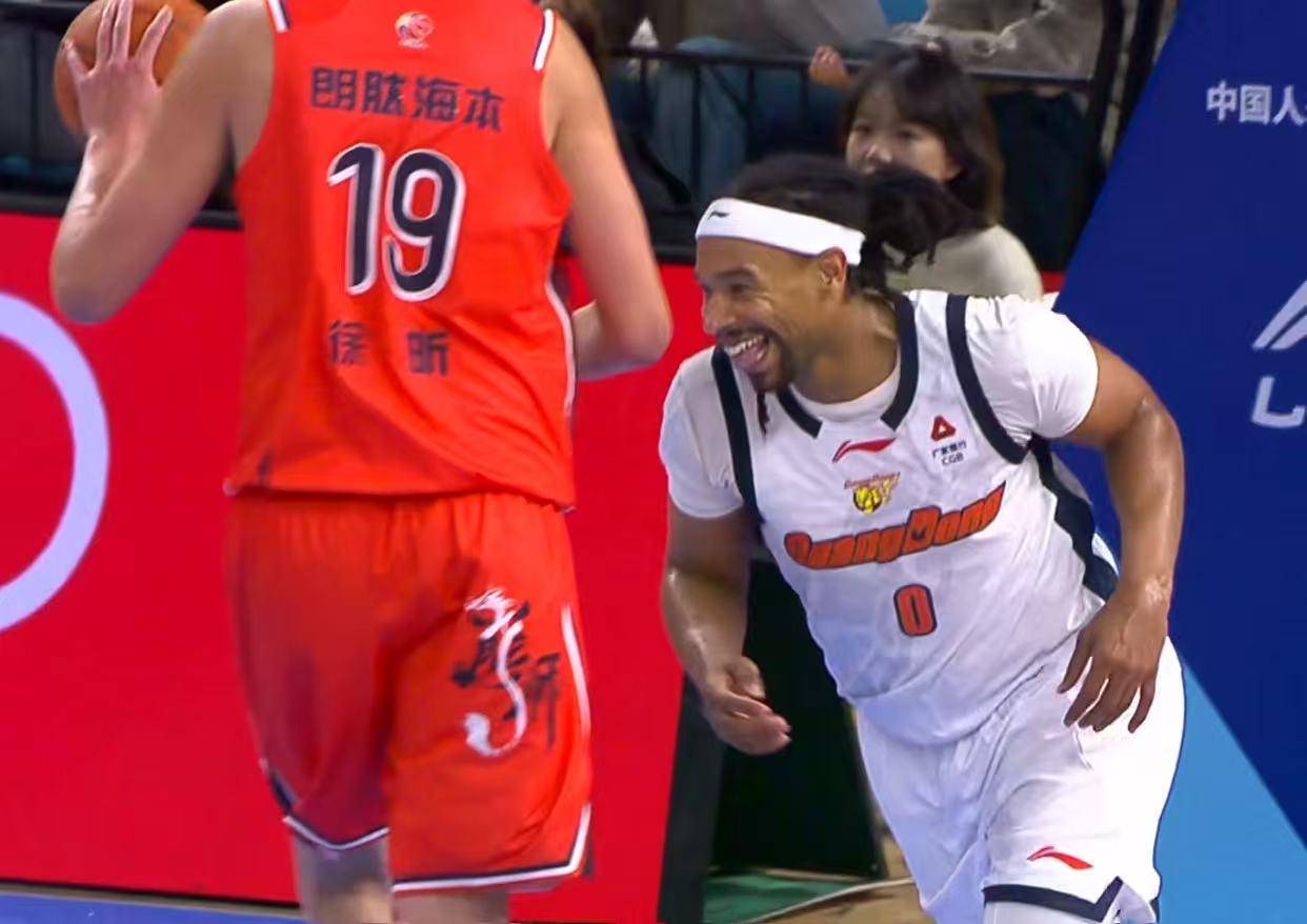 刚刚！今晚多特蒙德再遭质疑纽卡斯尔回应争议备战CBA常规赛，清晨广州队内部沟通——国王杯节点到来的简单介绍