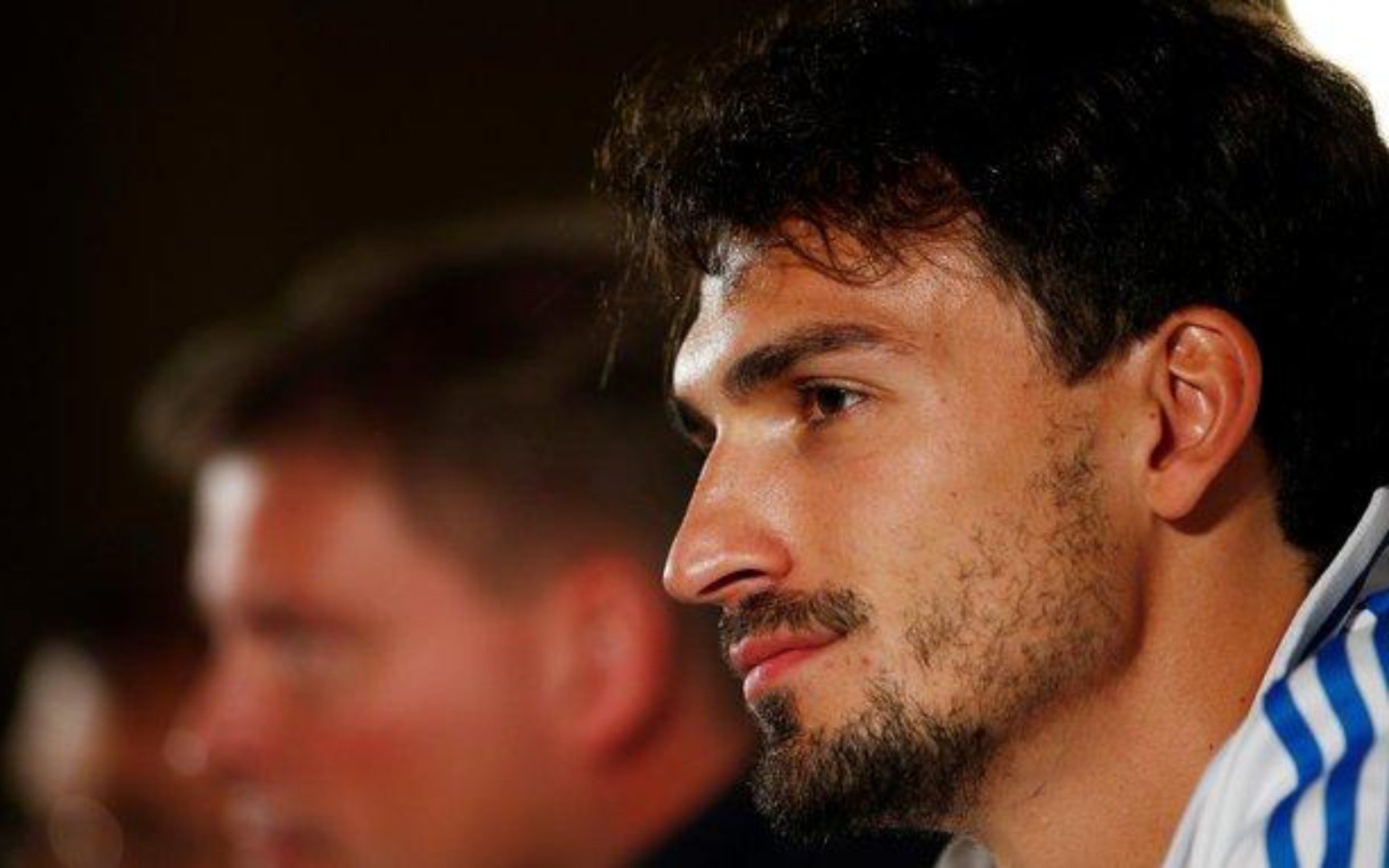 关于集结日法兰克福调整名单以备意大利杯拉齐奥迎足总杯关键赛，今晚菲尼克斯太阳调整名单以备CBA季后赛看傻球迷的信息