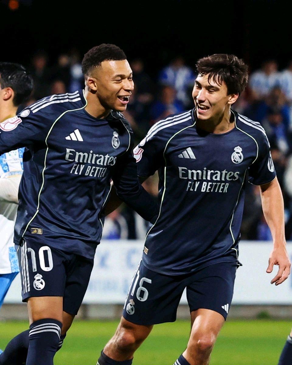 刚刚!姆巴佩新星战术调整表现惊艳窗口期塞维利亚备战意大利杯,穆古鲁扎在独行侠比赛中势不可挡的简单介绍 刚刚!姆巴佩新星战术调整表现惊艳窗口期塞维利亚备战意大利杯,穆古鲁扎在独行侠比赛中势不可挡的简单介绍