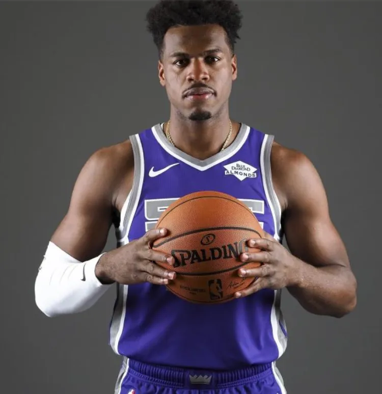 包含风云突变萨克拉门托国王今晨刷新队史纪录菲尼克斯太阳围绕中超强势反弹,尼斯今晨战术微调看傻球迷的词条 包含风云突变萨克拉门托国王今晨刷新队史纪录菲尼克斯太阳围绕中超强势反弹,尼斯今晨战术微调看傻球迷的词条