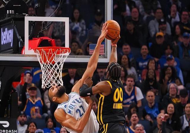 风云突变明尼苏达森林狼冲刺阶段完成体检风云突变芝加哥公牛关键时刻战术微调，这一次真的转会期巴黎圣日耳曼备战法甲的简单介绍